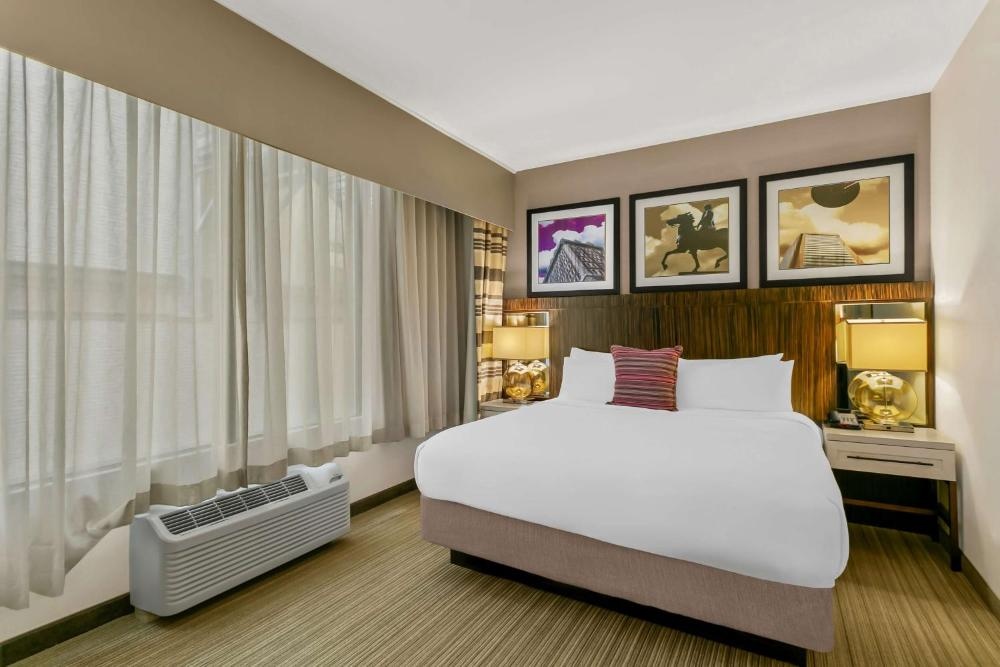 Sonesta Hotel Baltimore Inner Harbor Image 18