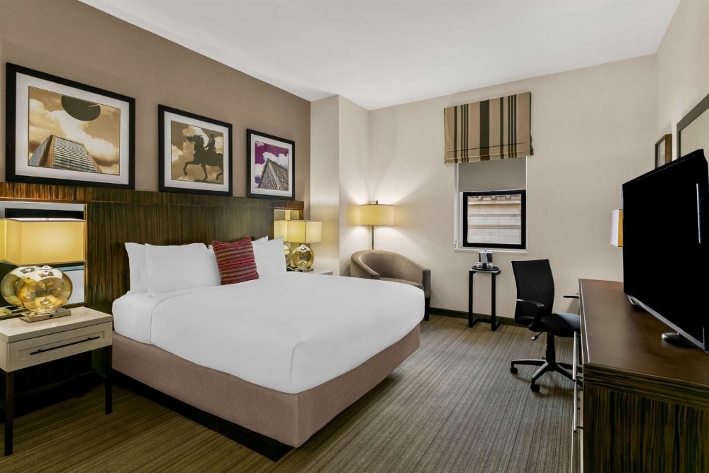 Sonesta Hotel Baltimore Inner Harbor Image 4